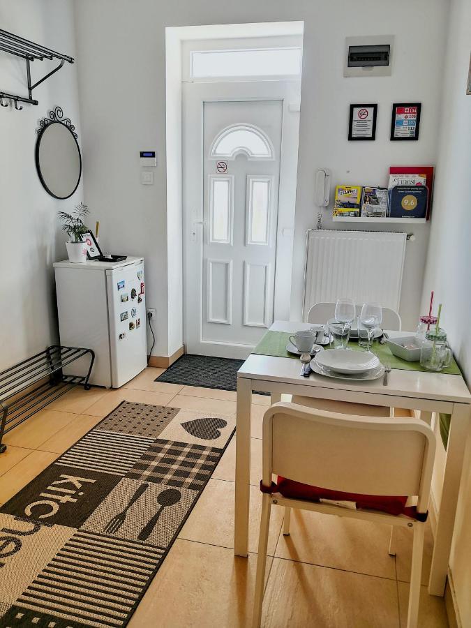 דירות בודפשט Green Garden Apartman מראה חיצוני תמונה