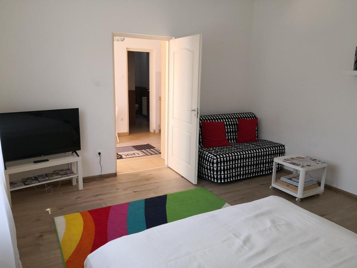 דירות בודפשט Green Garden Apartman מראה חיצוני תמונה
